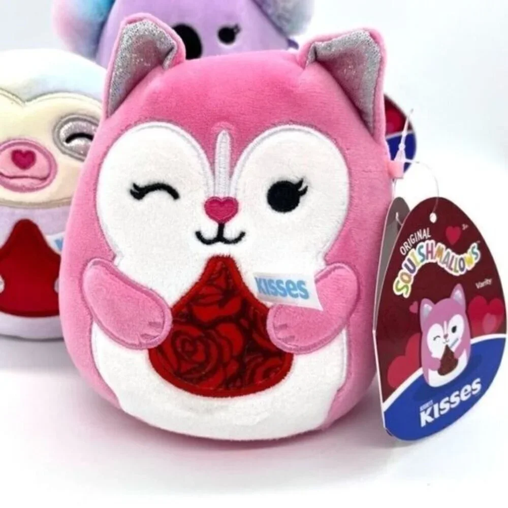 Squishmallows Taylor, Varity and Renate Hershey Kisses Valentine Plush Lot New